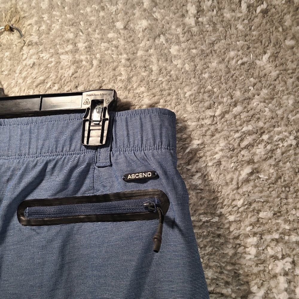 Ascend Casual Hiking Chino Shorts Size 32 Polyester Blend Blue Back Zips - Picture 3 of 9